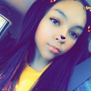 Meet your Posher, Tay